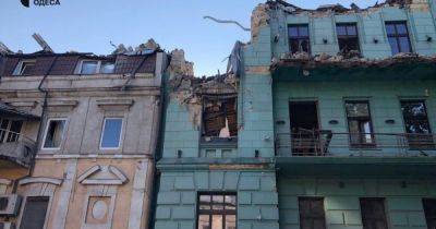 Ночной обстрел Одессы: ВС РФ выпустили 19 ракет, есть жертвы и серьезные разрушения (фото, видео)
