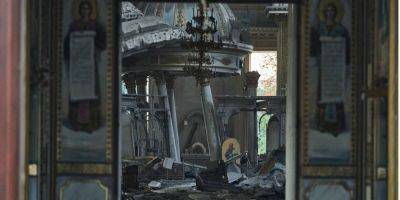 Обстрел Одессы: в Cети появились кадры первых минут после попадания ракеты в Свято-Преображенский собор