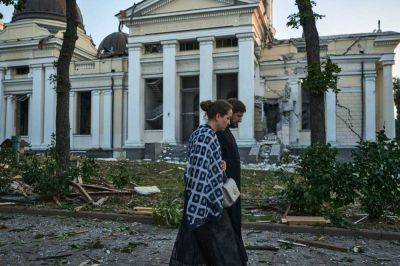 Президент Зеленский пообещал отомстить за Одессу и показал разрушения (фото)