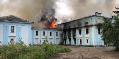 Только за сутки. Россияне убили четырех жителей Донецкой области и уничтожили Дворец культуры, где был гуманитарный штаб