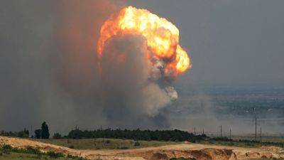 В аннексированном Крыму горит ещё один склад боеприпасов