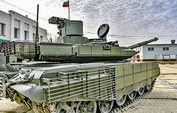 Бойцы Нацгвардии Украины уничтожили три российских танка «Прорыв» под Лиманом