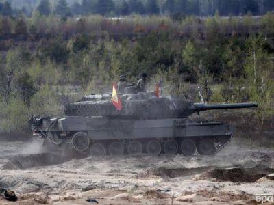 Испания отправила в Украину танки Leopard 2 и бронемашины. Они прибудут в начале августа – минобороны Испании