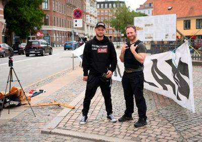 В Копенгагене перед посольством Ирака протестующие сожгли Коран