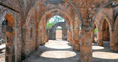 Возле Танзании есть руины города Килва Киссивани, который был центром мировой торговли Средневековья – видео