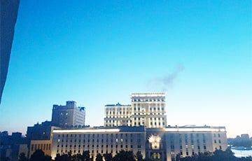 «Панцирь» на крыше Минобороны РФ в Москве не смог сбить дрон, пролетевший рядом с ним