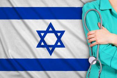 Более тысячи израильских врачей записались в группу заинтересованных в переезде