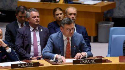 Кулеба назвал неприемлемым блокирование зерна из Украины в ЕС: Это играет на руку Путину