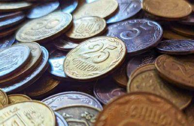 Украинцам надо успеть беспатно обменять старые деньги – названа конечная дата