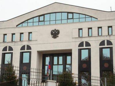 Молдова сократит численность персонала посольства РФ из-за скандала со шпионажем