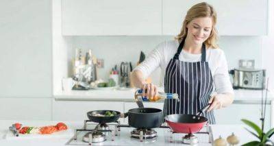 Зачем кухонную плиту мажут вазелином опытные хозяйки