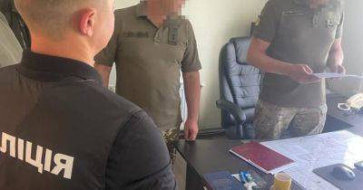 В Украине задержали 4-х должностных лиц военкоматов, которые за деньги помогали уклоняться от призыва