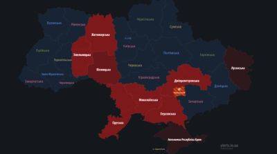 Россияне атакуют юг Украины ракетами и БПЛА