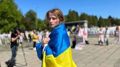 Украинки, которые уехали из страны, получили важное заявление: придется вернуться домой?