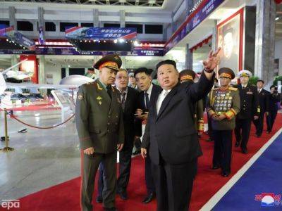 Ким Чен Ын показал Шойгу запрещенные баллистические ракеты
