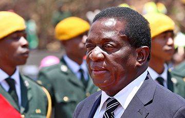 Президент Зимбабве Мнангагва отказался от российского бесплатного зерна