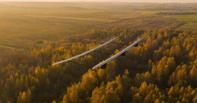 До стратосферы и обратно: "солнечный" дрон для связи ApusDuo совершил первый полет (видео) - focus.ua - Украина - Уганда