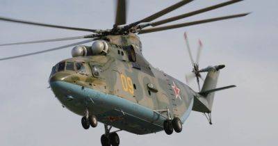Пограничники РФ разгромили аэропорт и "оторвали" хвост самому большому в мире вертолету (фото)