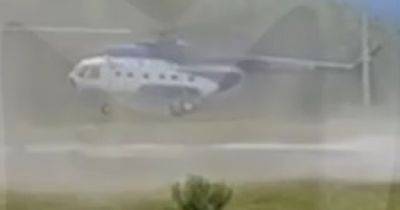 Зацепил провода: появилось видео падения Ми-8 на Алтае с пассажирами на борту