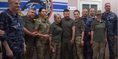 «Благодарен всем, кто спасает людей». Зеленский посетил больницы в Николаевской и Днепропетровской областях — видео