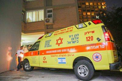 90-летний пенсионер попал в реанимацию после похода в ресторан в Тель-Авиве