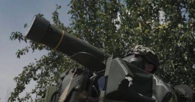 Плохо замаскировались: под Бахмутом артиллеристы разнесли позиции ВС РФ "Градом" (видео)