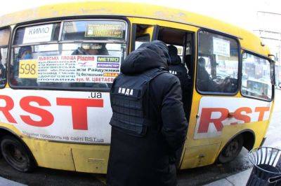 Сокращение маршруток в Киеве – КГГА разорвала договоры с рядом перевозчиков