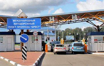 У украинки изъяли почти $100 тысяч на белорусской границе