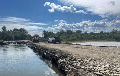 В Закарпатье возобновили движение машин через реку Тересва