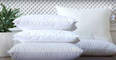Однажды можно не проснуться: почему опасно спать на старых перьевых подушках