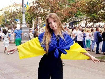 В больнице скончалась 37-летняя писательница Амелина, которая была ранена во время обстрела оккупантами Краматорска - gordonua.com - Россия - Украина - Львов - Канада - Нью-Йорк - Краматорск