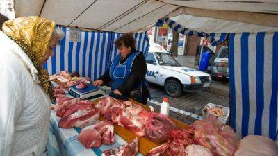 В Киеве на ярмарках запретили продажу мяса, рыбы, молока и кондитерки с кремом