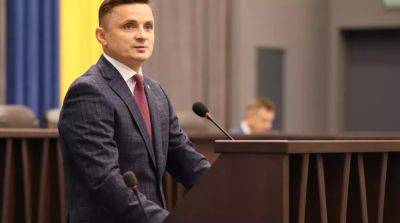Председатель Тернопольского облсовета, подозреваемый в вымогательстве взятки, вернулся на работу