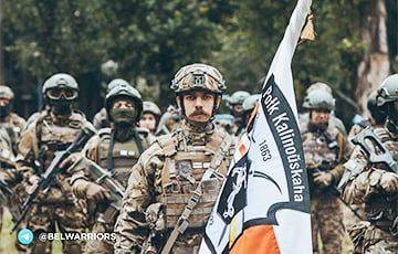 Военный инструктор сравнил подготовку бойцов полка Калиновского и белорусской армии
