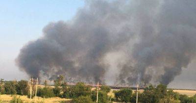 Взорвали грузовики и здание с военными РФ: в Мариуполе партизаны устроили диверсию (фото)