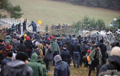 В Польше заявили, что Беларусь помогает нелегалам пересечь границу