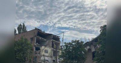 ВС РФ нанесли ракетный удар по жилому дому в Кривом Роге: есть жертвы (фото, видео)