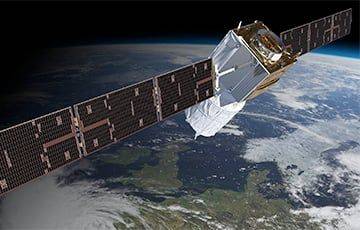 В Европе провели первый контролируемый спуск спутника на Землю