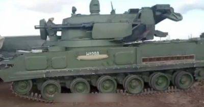 Помятые и пожеванные: в войска РФ пришла партия негодных установок 2К22 "Тунгуска" (видео)