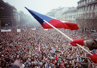 Вацлав Гавел - Чехия и Словакия отмечают 28-ю годовщину Бархатной революции - vinegret.cz - Чехия - Словакия - Прага - Чсср
