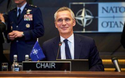 Столтенберг еще на год остался во главе НАТО