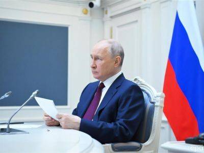 Путин заявил, что против России "ведется гибридная война"