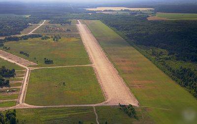 Беларусь начала строительные работы на аэродроме возле Украины - соцсети