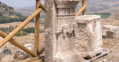 Наслоение цивилизаций: археологи нашли древние алтари эллинистического периода (фото)