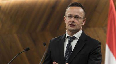 Сийярто заявил, что Венгрия будет продолжать блокировать военную помощь ЕС для Украины