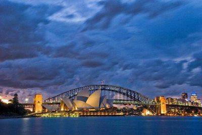 Австралийский и новозеландский доллары застопорились после выхода данных PMI в Китае