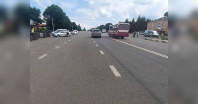 Ужасное ДТП под Луцком: водитель автобуса сбил двух детей на дороге, 10-летний мальчик впал в кому