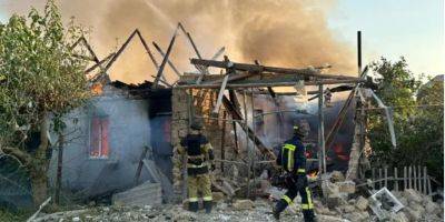 Россияне обстреляли жилые дома в Херсонской области, погиб мужчина