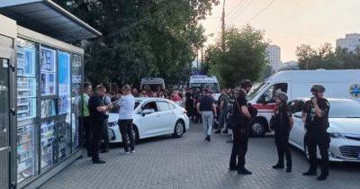 В Шевченковском суде Киева произошел взрыв: спецназ штурмует админздание (фото)