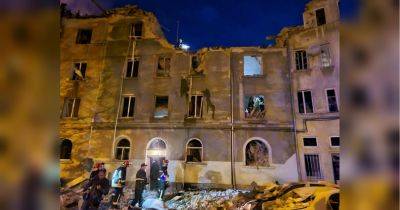 Враг ночью ударил ракетами по Львову: есть жертвы, разрушены десятки квартир, под завалами люди (видео)